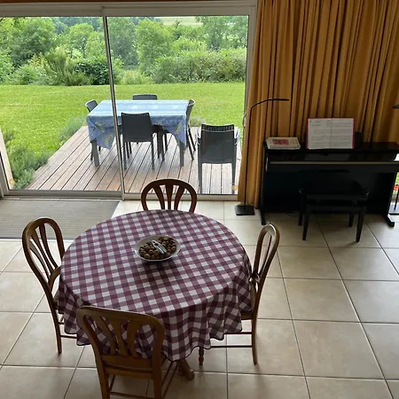 Indoor-outdoor With Panoramic Mountain Views Near Pyrenees Hikes & Atlantic Beaches * Espoey
