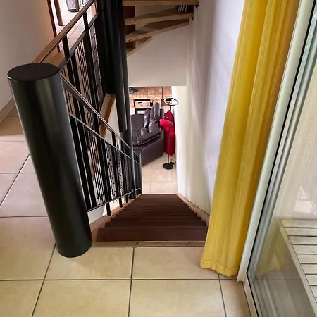 Indoor-outdoor With Panoramic Mountain Views Near Pyrenees Hikes & Atlantic Beaches * Espoey