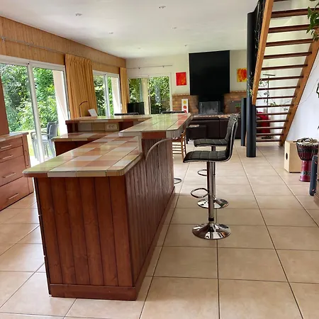 Indoor-outdoor With Panoramic Mountain Views Near Pyrenees Hikes & Atlantic Beaches *