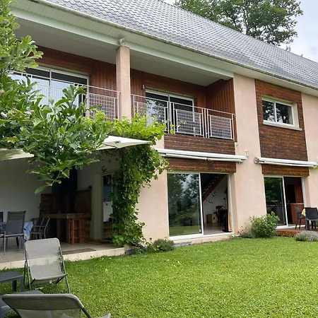 Indoor-outdoor With Panoramic Mountain Views Near Pyrenees Hikes & Atlantic Beaches Вилла